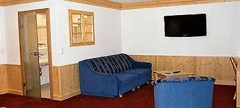Aparthotel Bed Only Montana Ausseerland 4*