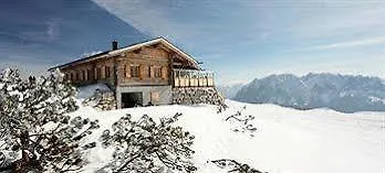 Aparthotel Bed Only Montana Ausseerland 4*