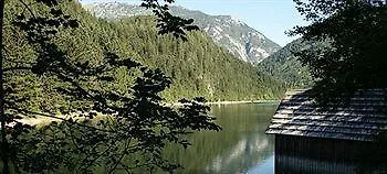 Aparthotel Bed Only Montana Ausseerland 4*