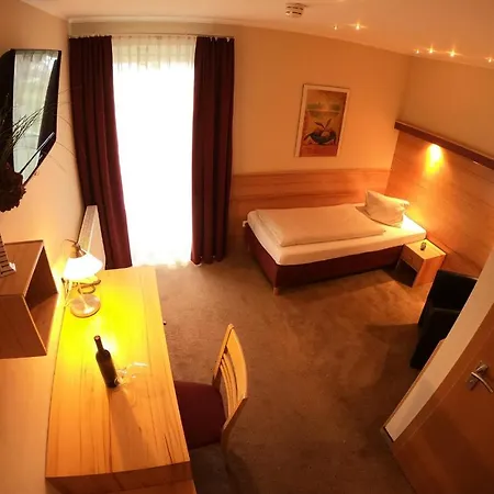 Bed Only Montana Ausseerland Aparthotel 4*